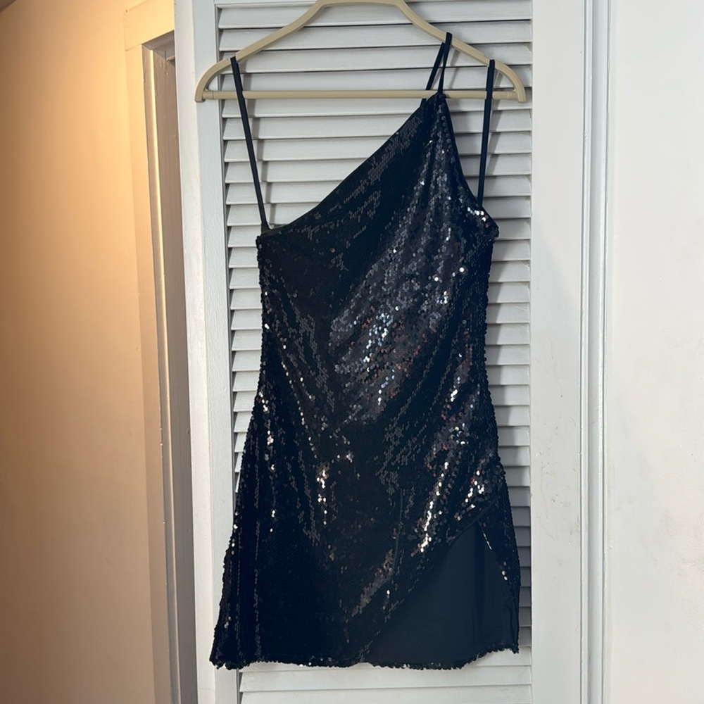 Hours Sequin dress size small